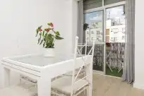 Holiday rentals in Zaudin