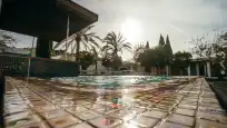 Holiday rentals in Can onsra