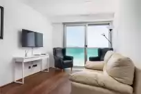 Ferienhaus auf Blau blue 2