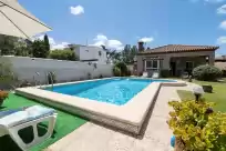 Holiday rentals in Arabed