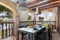Holiday rentals in Ca na kika