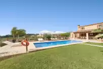 Holiday rentals in Can lliganya