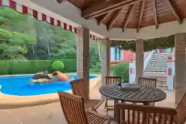 Holiday rentals in Serena vista