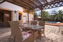 Holiday rentals in Sol
