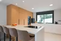 Holiday rentals in Anna y emma