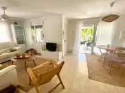 Holiday rentals in Villa jardín botánico