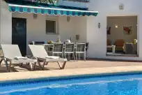 Holiday rentals in Nova 4 pax