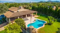 Holiday rentals in Son moix