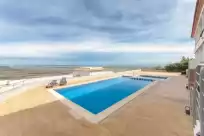 Holiday rentals in Camelia