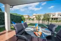 Holiday rentals in Poriol