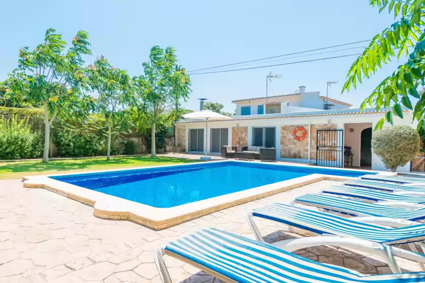 Holiday rentals in Samagatall