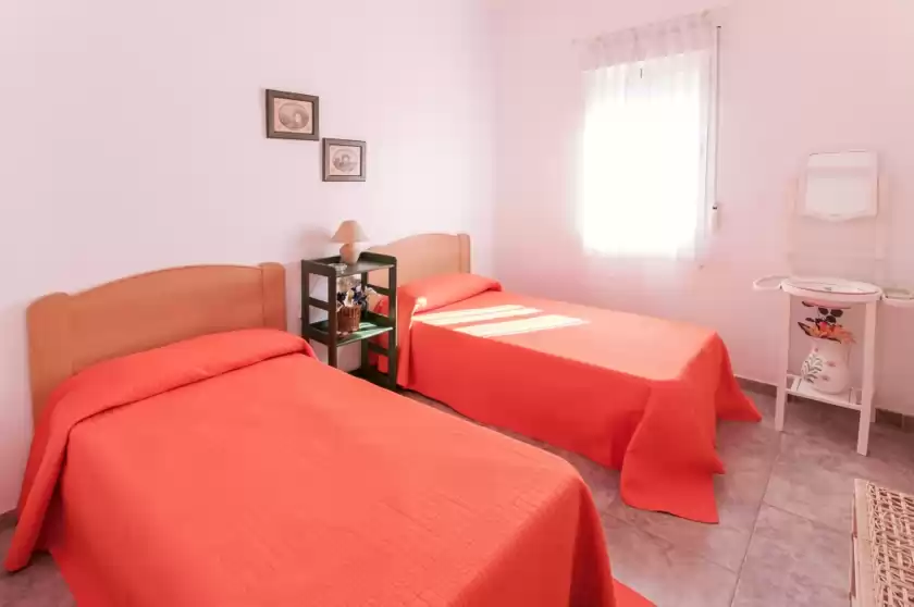 Ferienhaus auf Oreneta, Grau i Platja