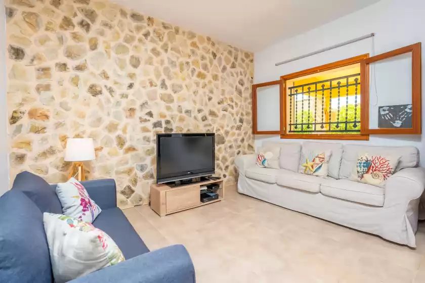 Holiday rentals in Raco de can pep, Inca