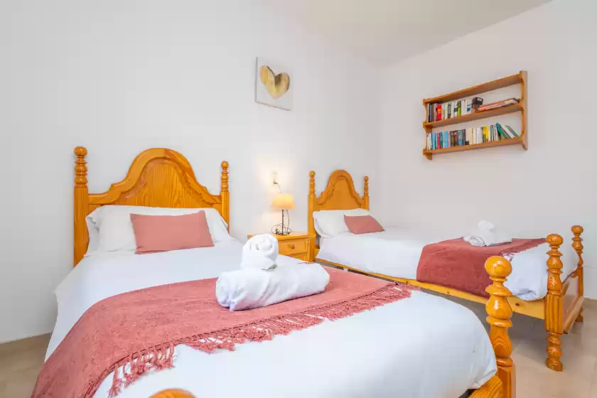 Holiday rentals in Raco de can pep, Inca