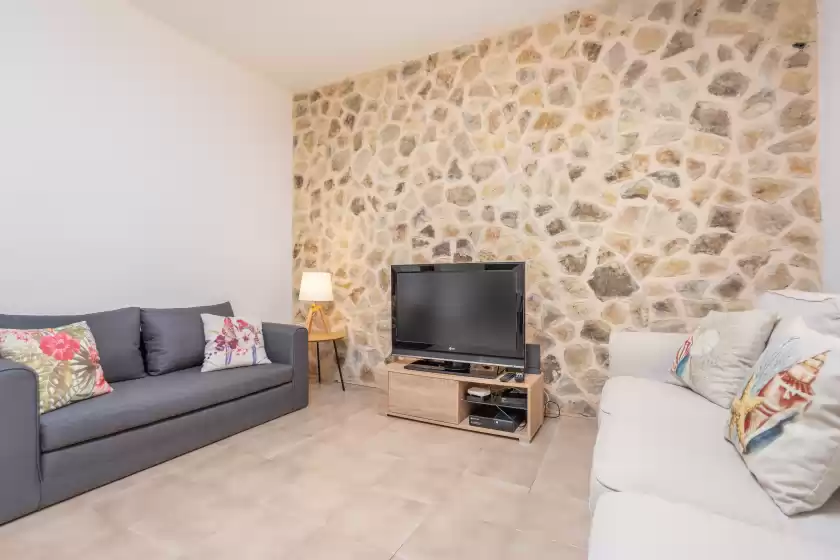 Holiday rentals in Raco de can pep, Inca