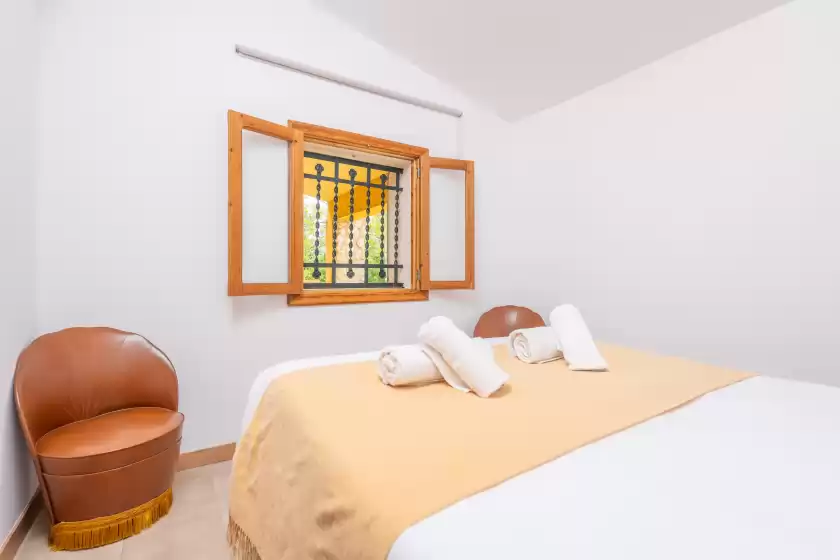 Holiday rentals in Raco de can pep, Inca