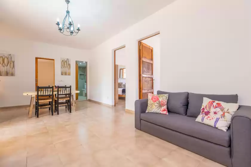Holiday rentals in Raco de can pep, Inca