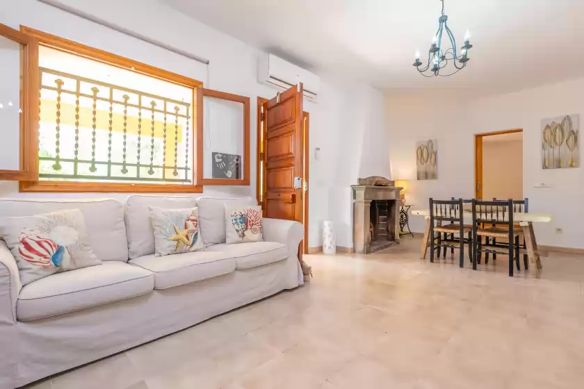 Holiday rentals in Raco de can pep, Inca