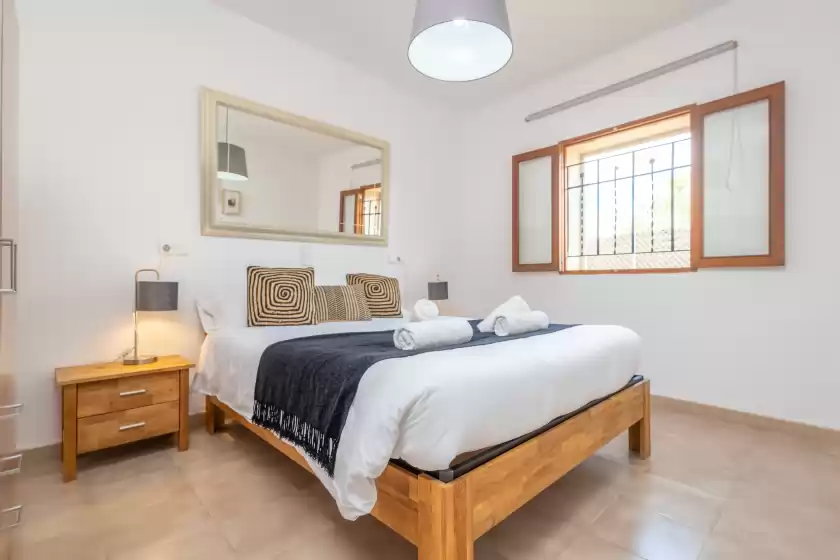 Holiday rentals in Raco de can pep, Inca