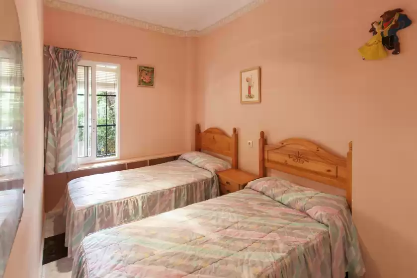 Ferienhaus auf Triton, Grau i Platja