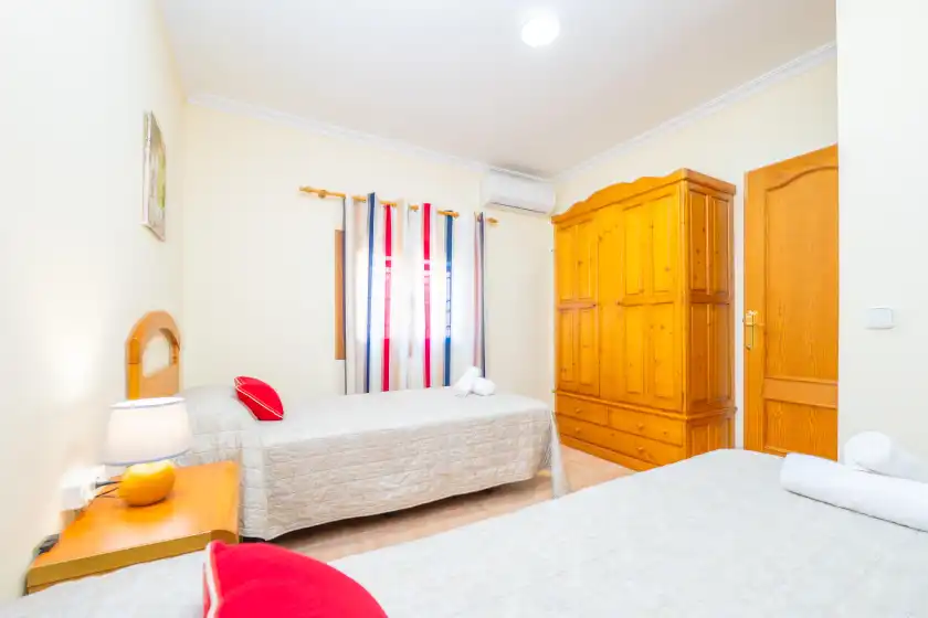 Holiday rentals in Can tomeu, Inca