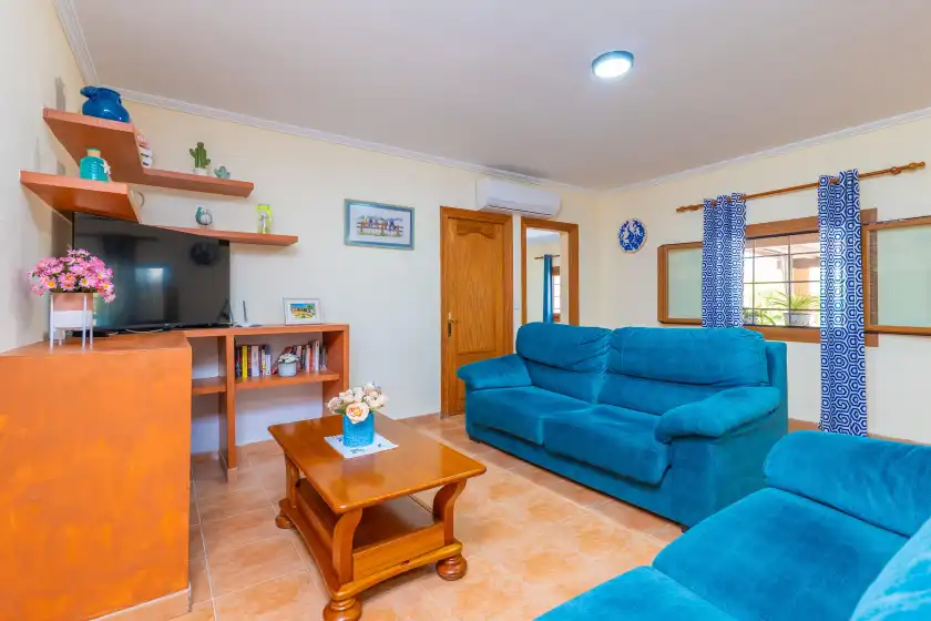 Holiday rentals in Can tomeu, Inca