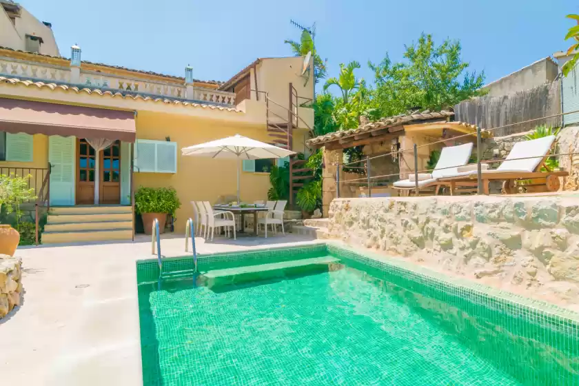 Ferienhaus auf Es raco