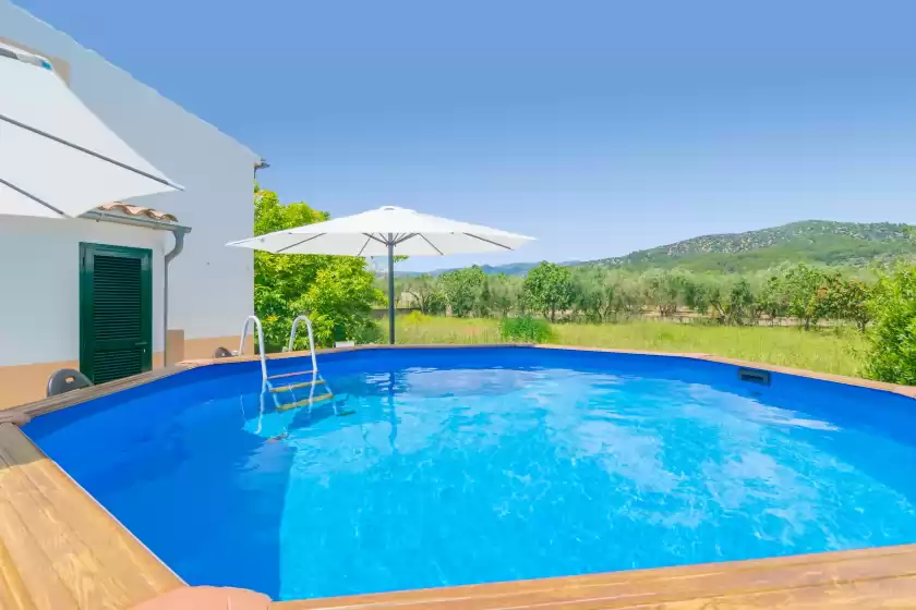 Holiday rentals in La suerte, Binissalem