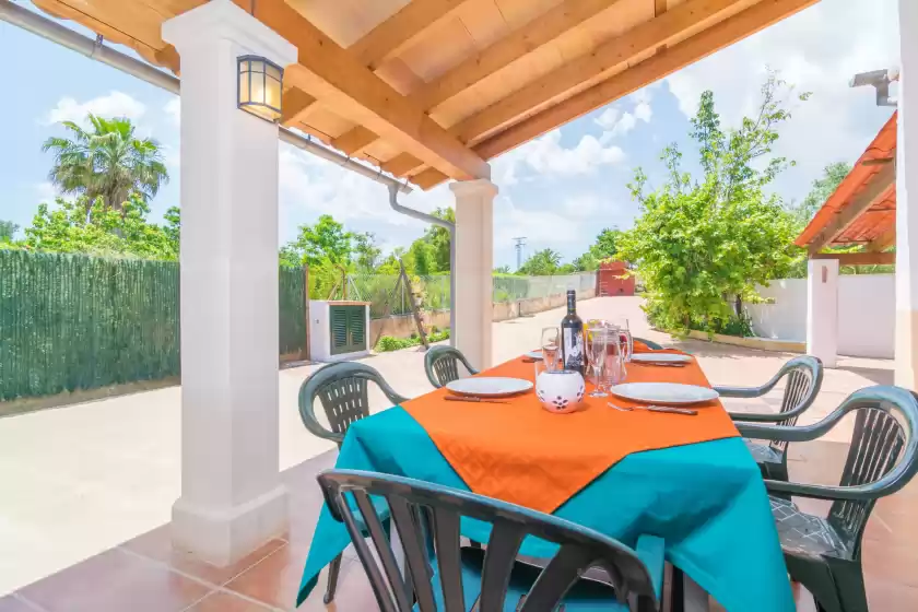 Holiday rentals in La suerte, Binissalem