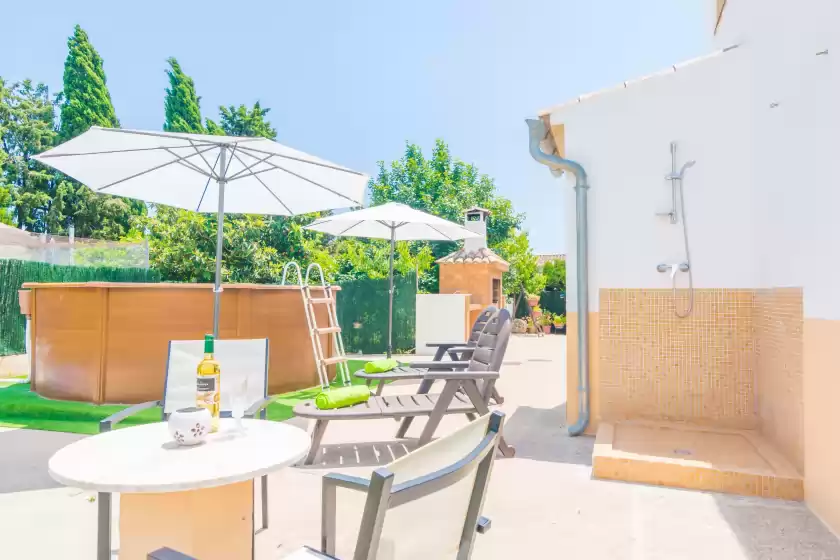 Holiday rentals in La suerte, Binissalem