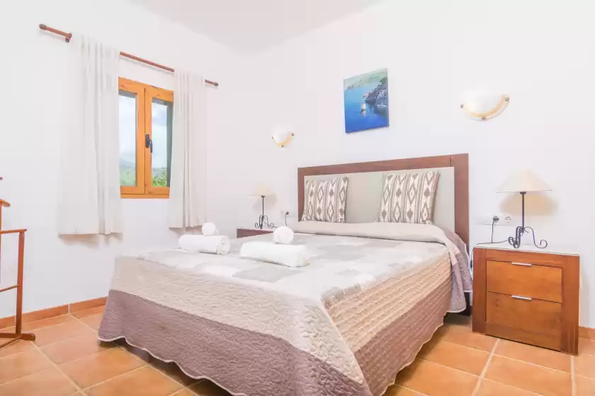 Holiday rentals in La suerte, Binissalem
