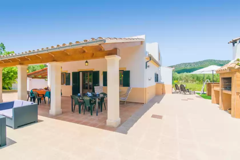Holiday rentals in La suerte, Binissalem