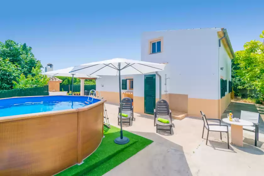 Holiday rentals in La suerte