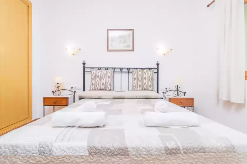Holiday rentals in La suerte, Binissalem