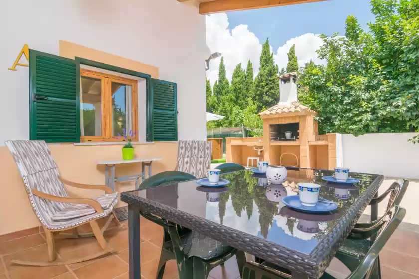 Holiday rentals in La suerte, Binissalem