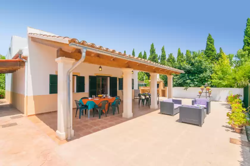 Holiday rentals in La suerte, Binissalem