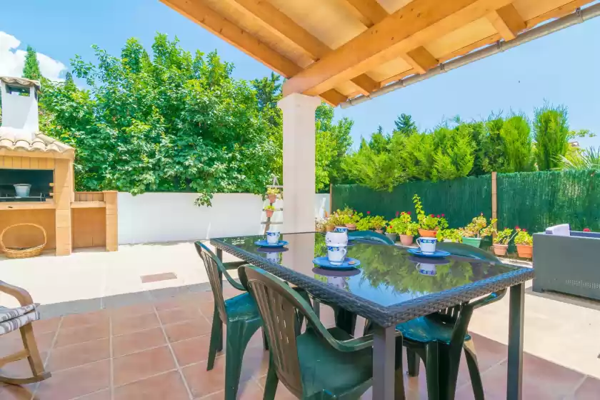 Holiday rentals in La suerte, Binissalem