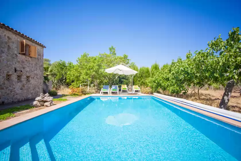 Holiday rentals in Nespla, Sineu