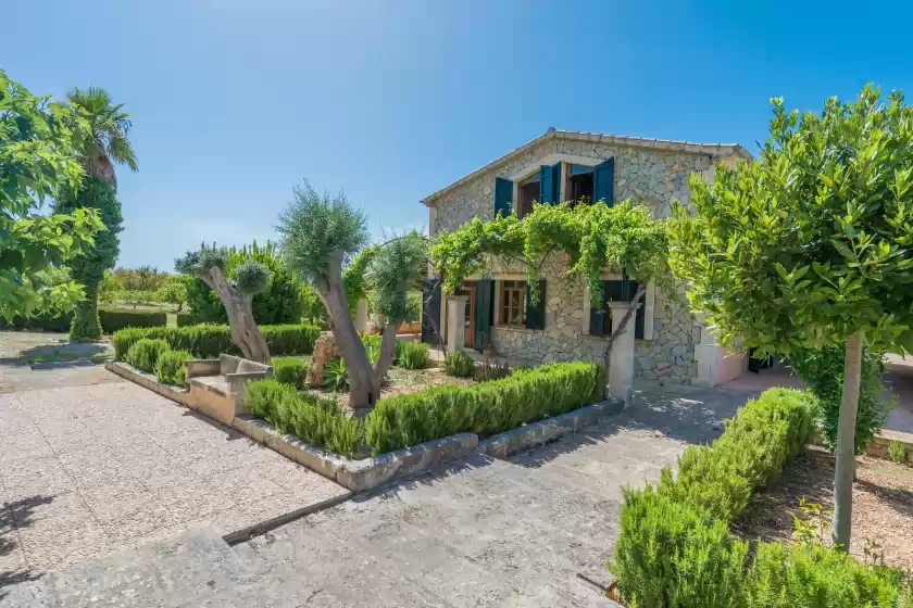 Holiday rentals in Sa bassa , Ariany