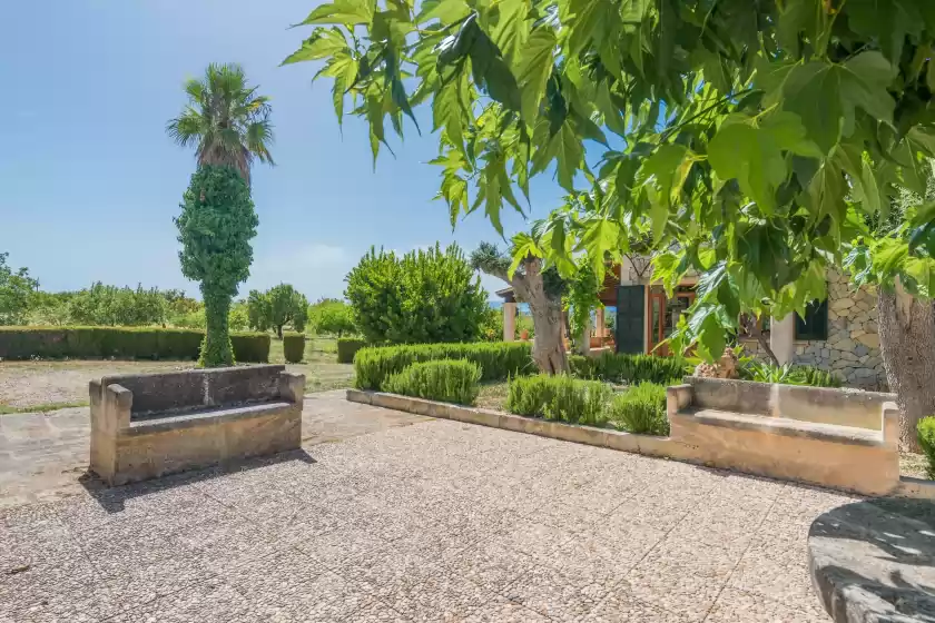 Holiday rentals in Sa bassa , Ariany