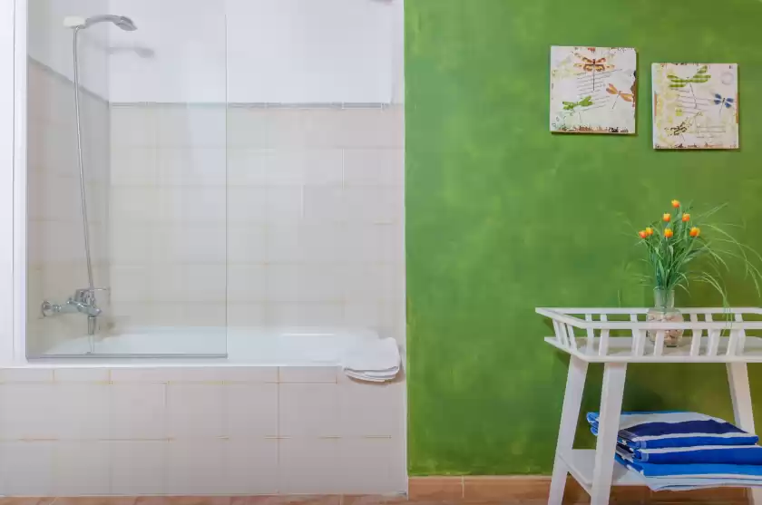 Holiday rentals in Sa bassa , Ariany
