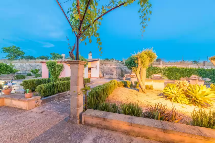 Holiday rentals in Sa bassa , Ariany