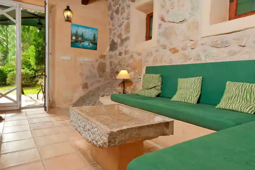Holiday rentals in Son del rio vell, el Vilà