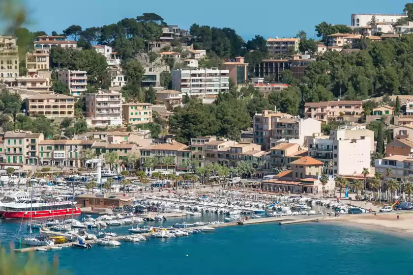 Holiday rentals in Villa dos mundos, el Port
