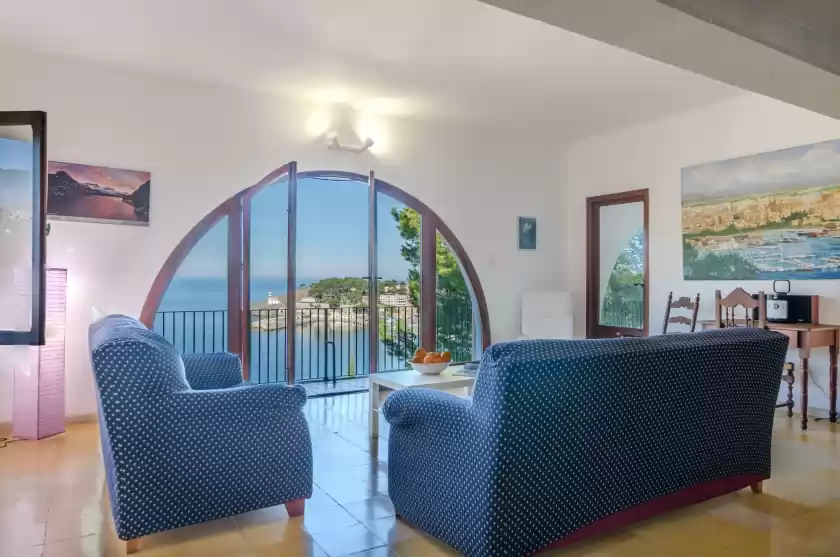Holiday rentals in Villa dos mundos, el Port