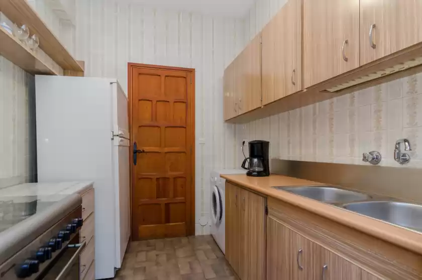 Holiday rentals in Villa dos mundos, el Port