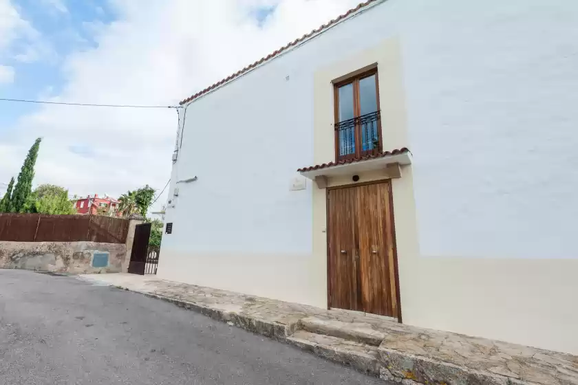 Alquiler vacacional en Sa donarda, Establiments
