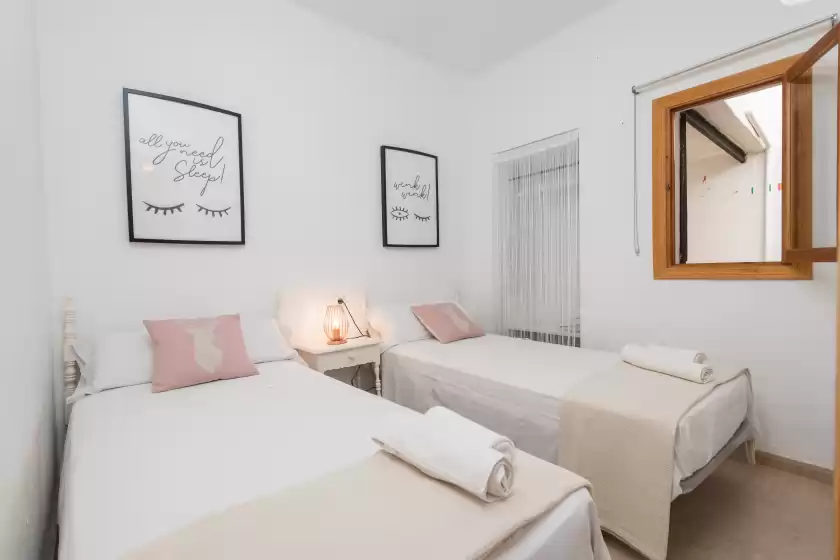 Holiday rentals in Babord, Can Picafort