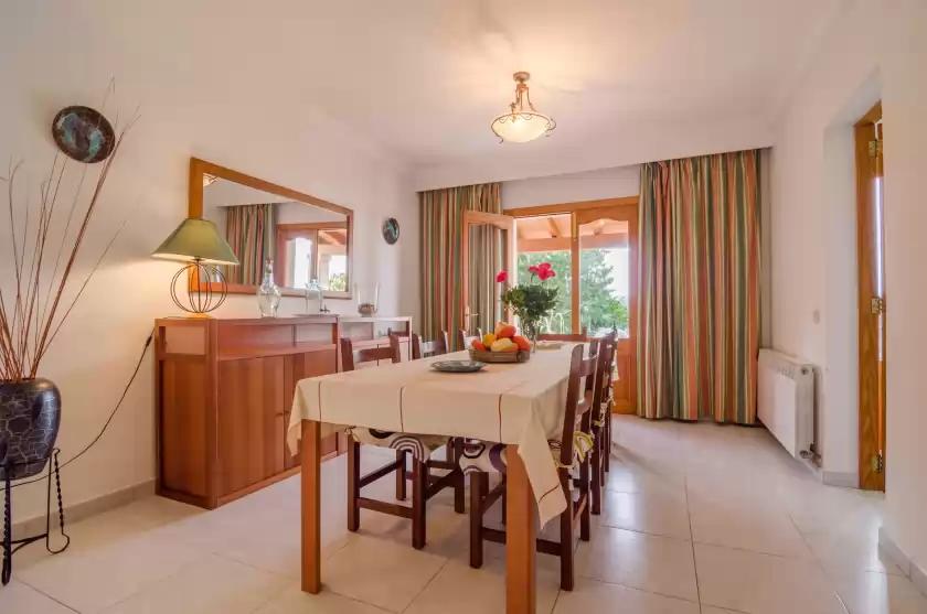 Holiday rentals in Borgit 8, Portopetro