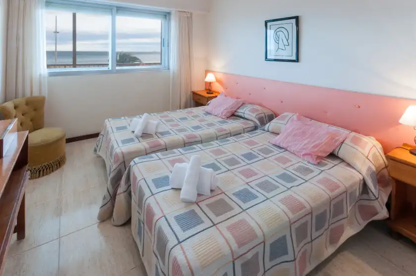 Ferienhaus auf Neptuno, Grau i Platja